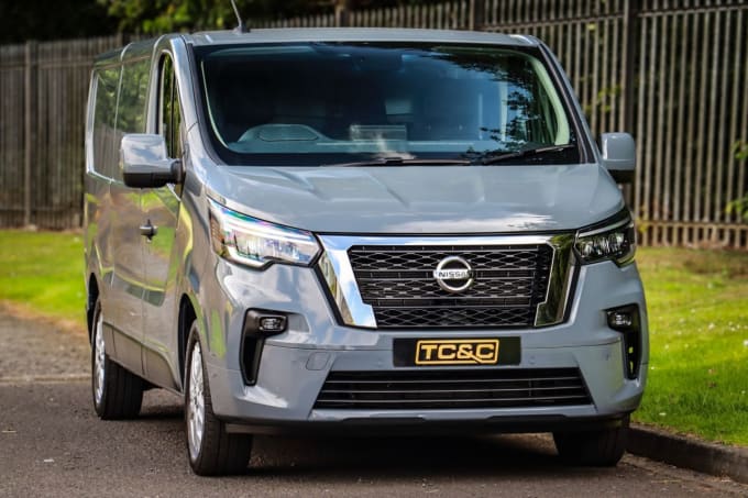 2025 Nissan Primastar