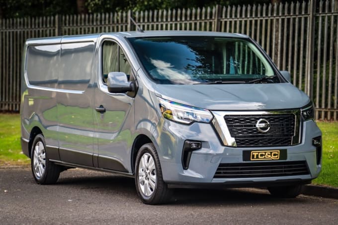 2025 Nissan Primastar