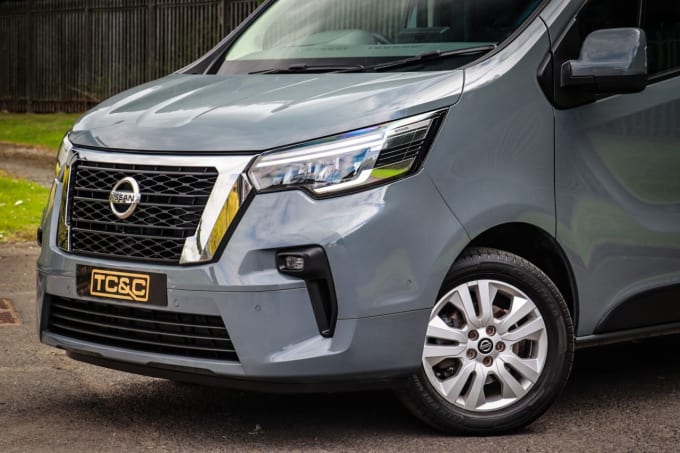 2025 Nissan Primastar