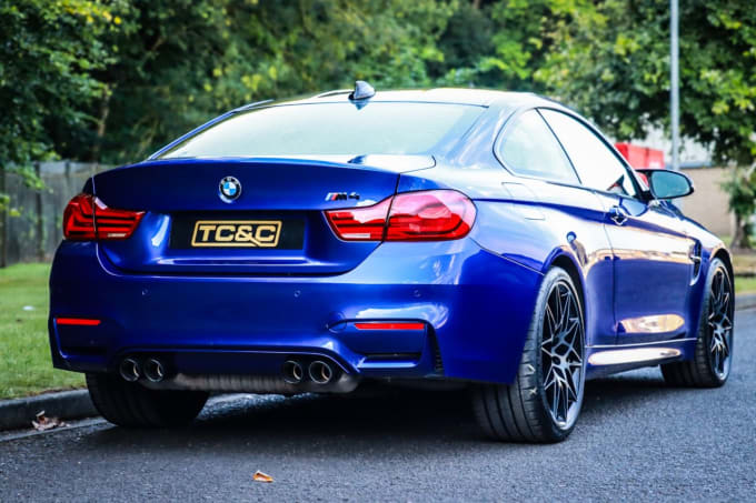 2025 BMW M4