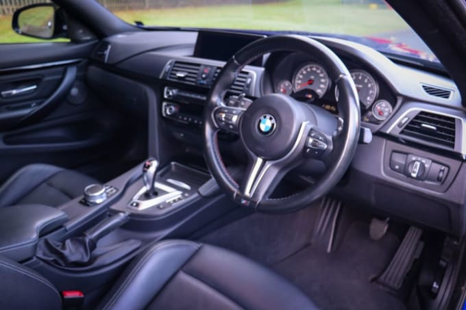 2025 BMW M4