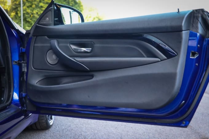 2025 BMW M4