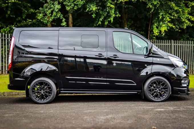2023 Ford Transit Custom