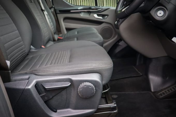 2023 Ford Transit Custom