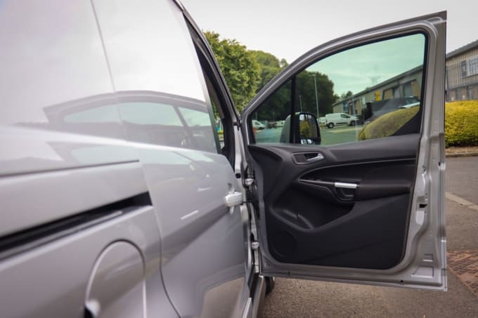 2025 Ford Transit Connect
