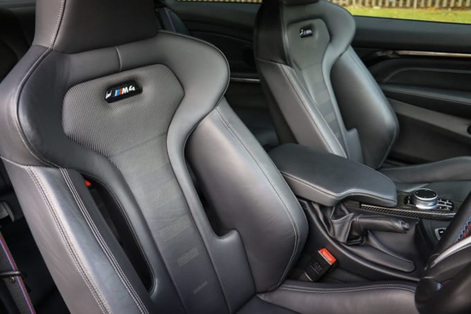2025 BMW M4