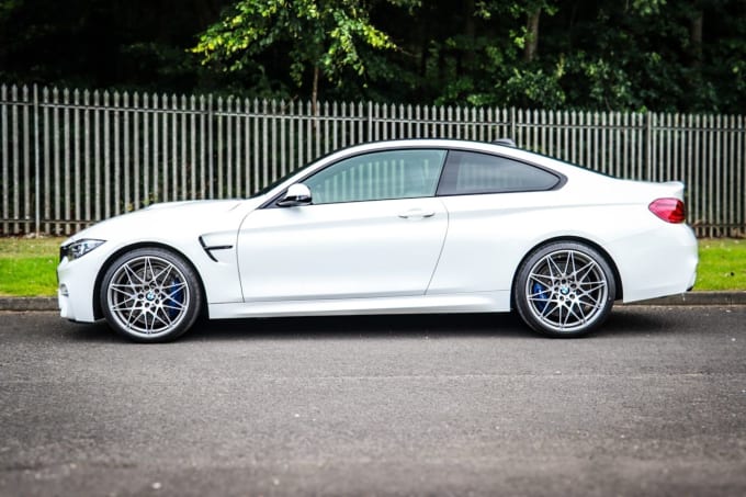 2025 BMW M4