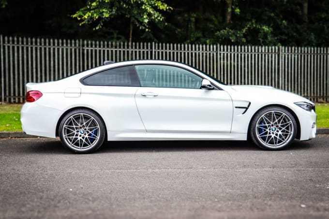 2025 BMW M4