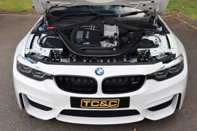 2025 BMW M4