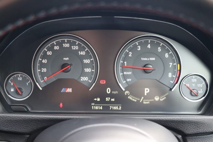 2025 BMW M4