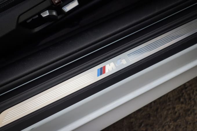 2025 BMW M4