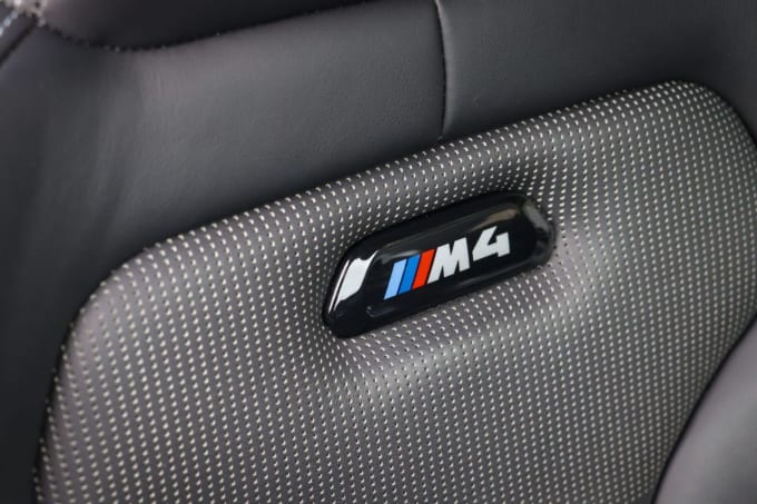 2025 BMW M4