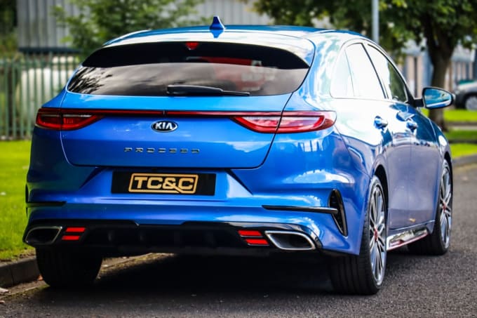 2021 Kia Proceed