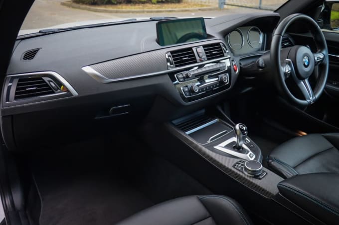 2019 BMW M2