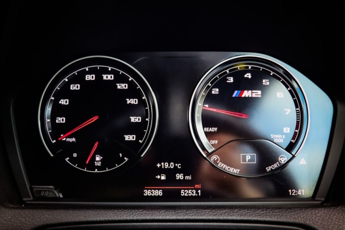 2019 BMW M2