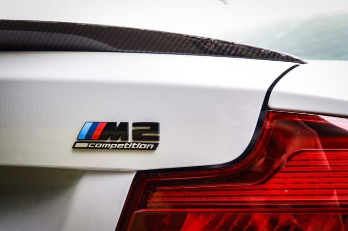 2019 BMW M2