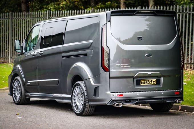 2023 Ford Transit Custom