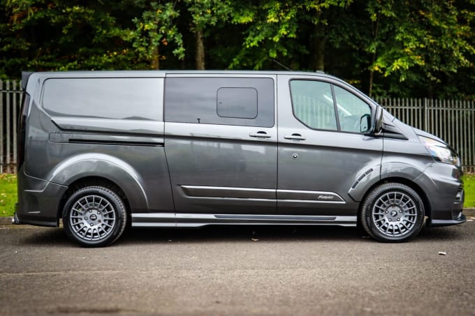2023 Ford Transit Custom