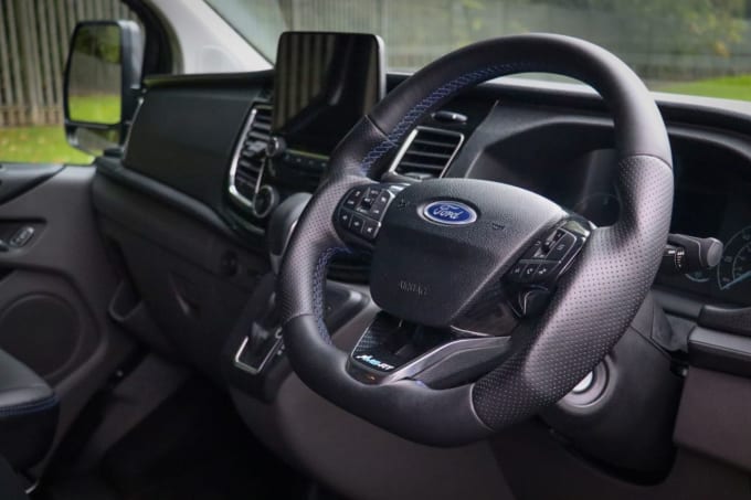 2023 Ford Transit Custom