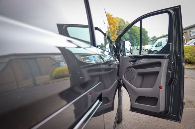 2023 Ford Transit Custom