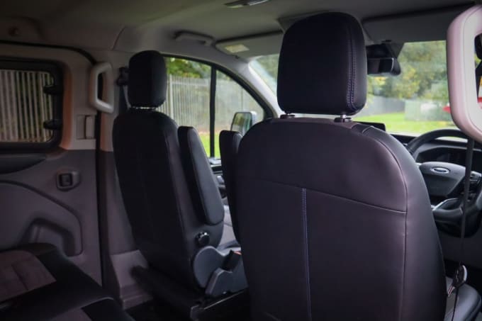 2023 Ford Transit Custom