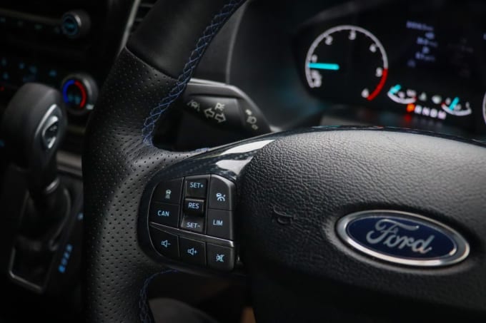 2023 Ford Transit Custom