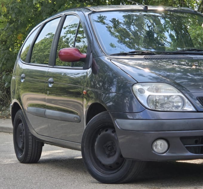 2025 Renault Scenic