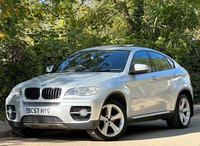 2025 BMW X6 M