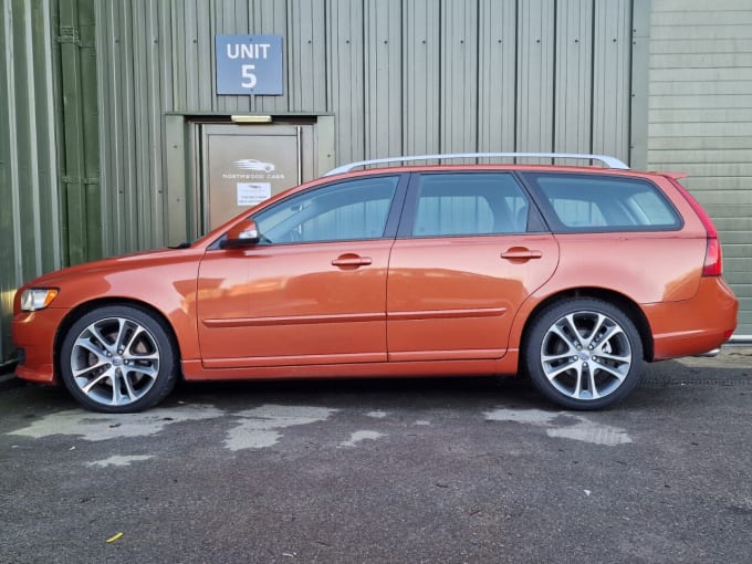 2025 Volvo V50