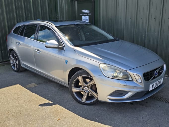 2025 Volvo V60