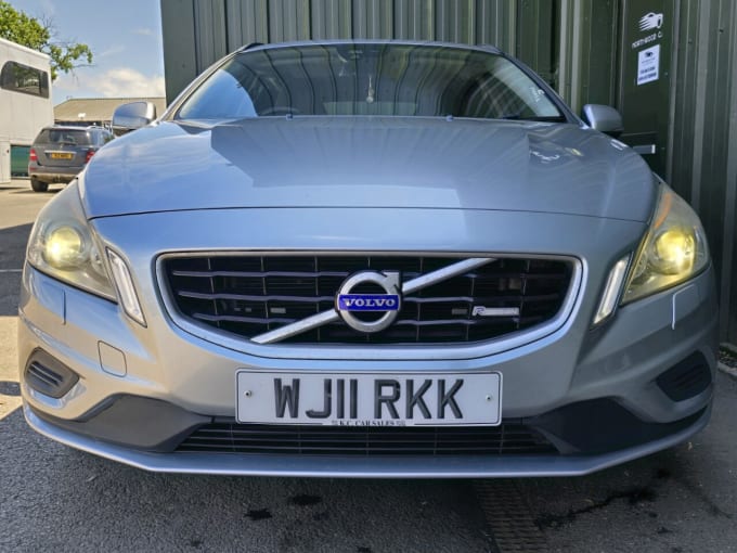 2025 Volvo V60