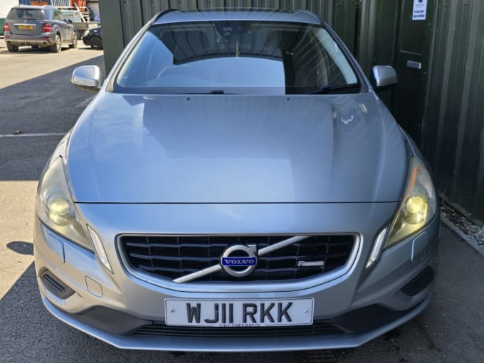 2025 Volvo V60