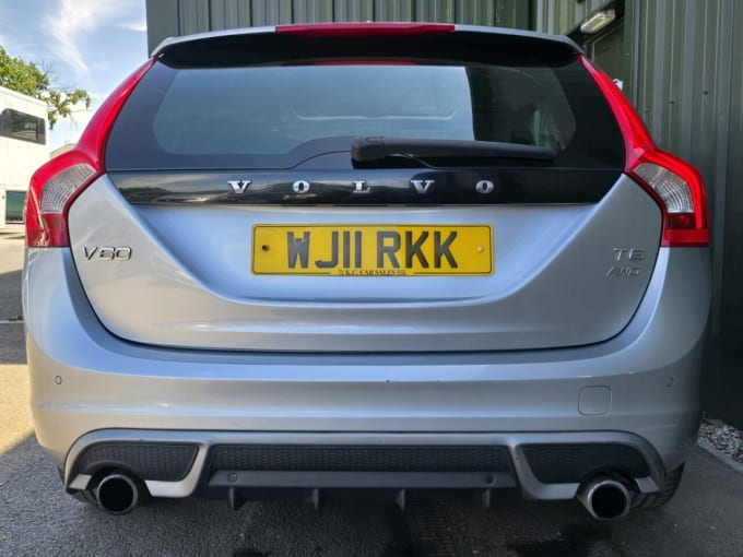 2025 Volvo V60