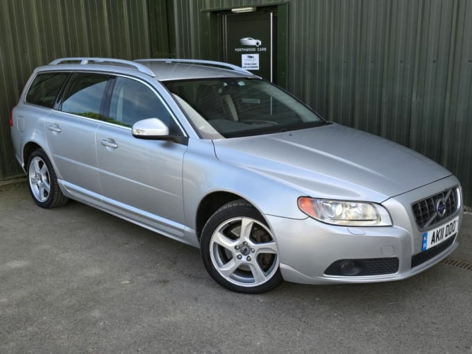 2025 Volvo V70