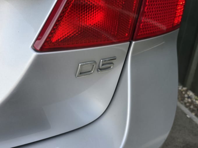 2025 Volvo V70