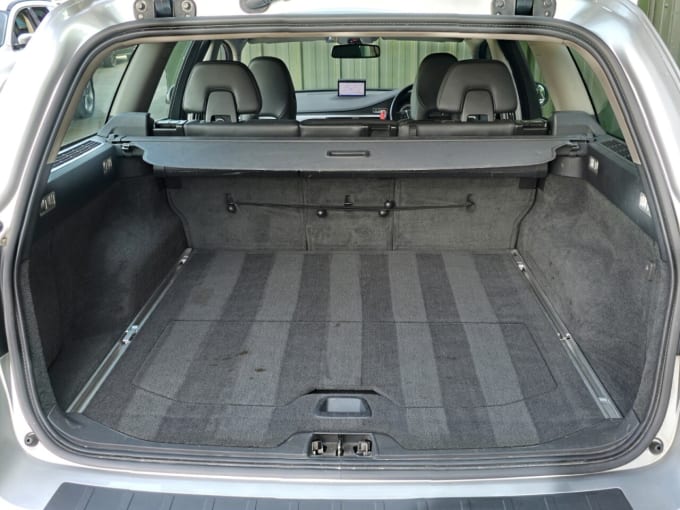 2025 Volvo V70