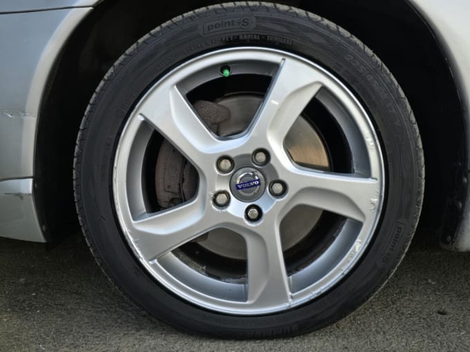 2025 Volvo V70