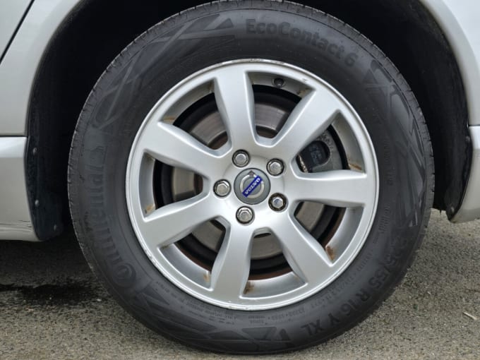 2025 Volvo V70