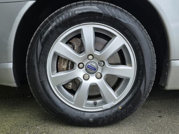 2025 Volvo V70
