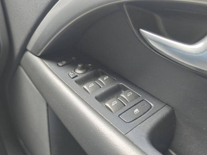 2025 Volvo V70