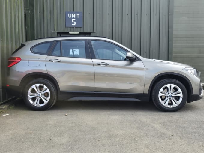 2025 BMW X1
