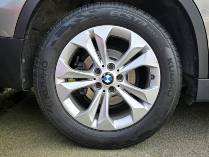 2025 BMW X1