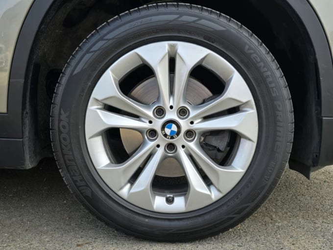 2025 BMW X1