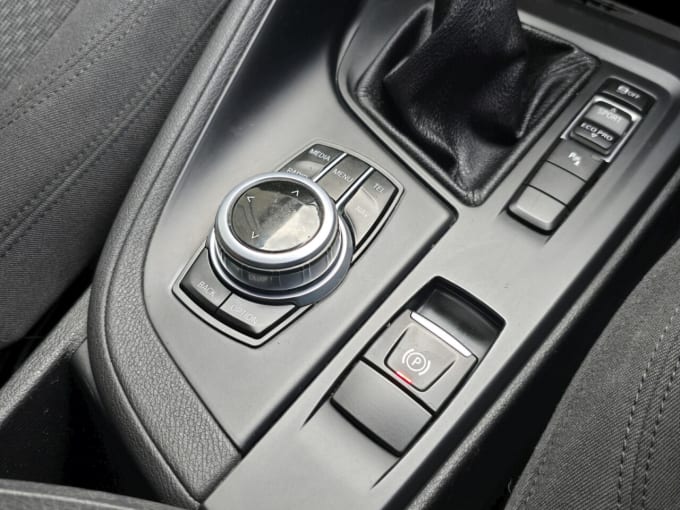 2025 BMW X1