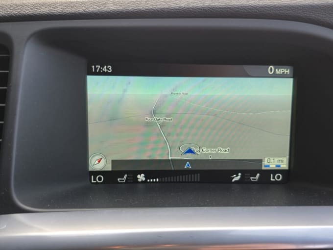 2025 Volvo V60