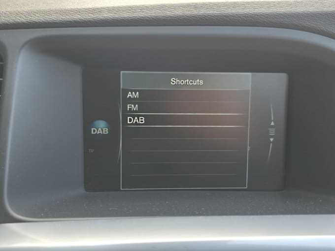 2025 Volvo V60
