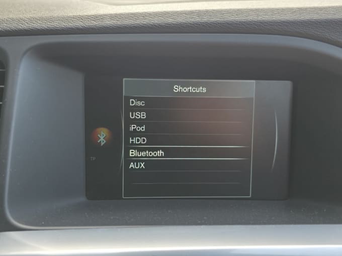 2025 Volvo V60