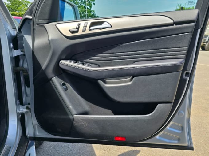 2025 Mercedes-benz M-class