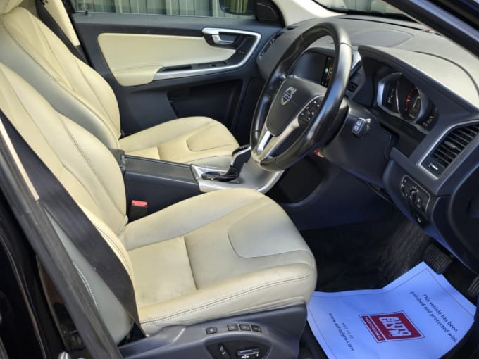 2025 Volvo Xc60