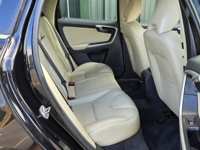 2025 Volvo Xc60